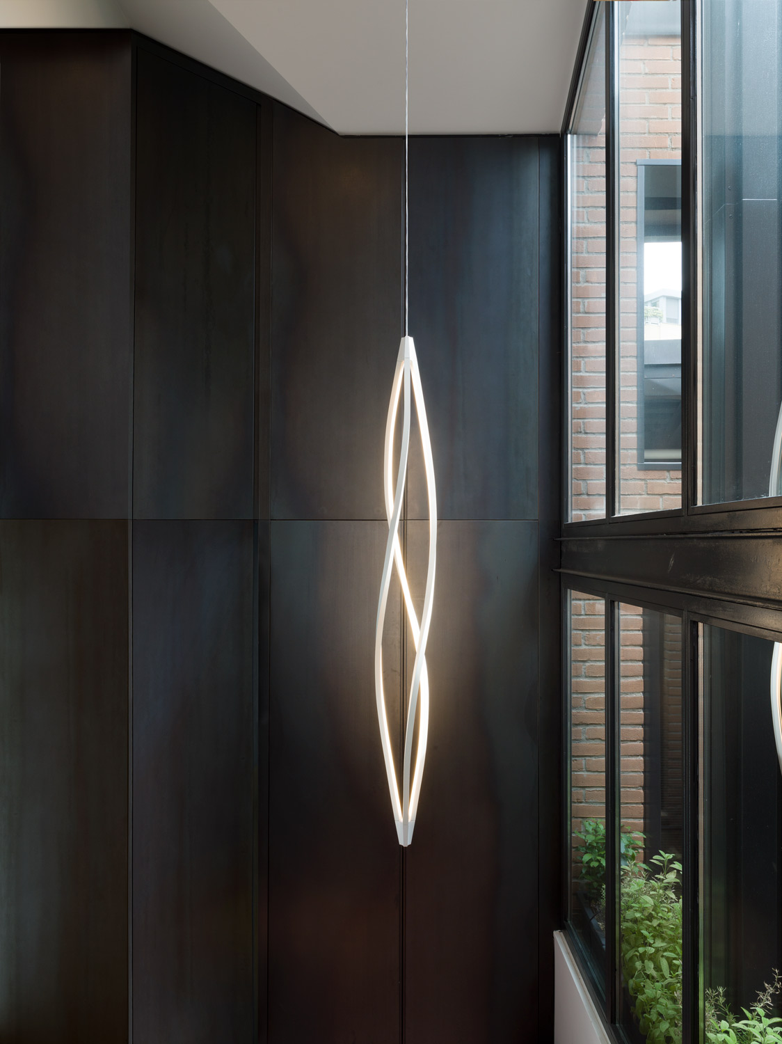 In The Wind Pendant Vertical Lamp by Nemo Lamps